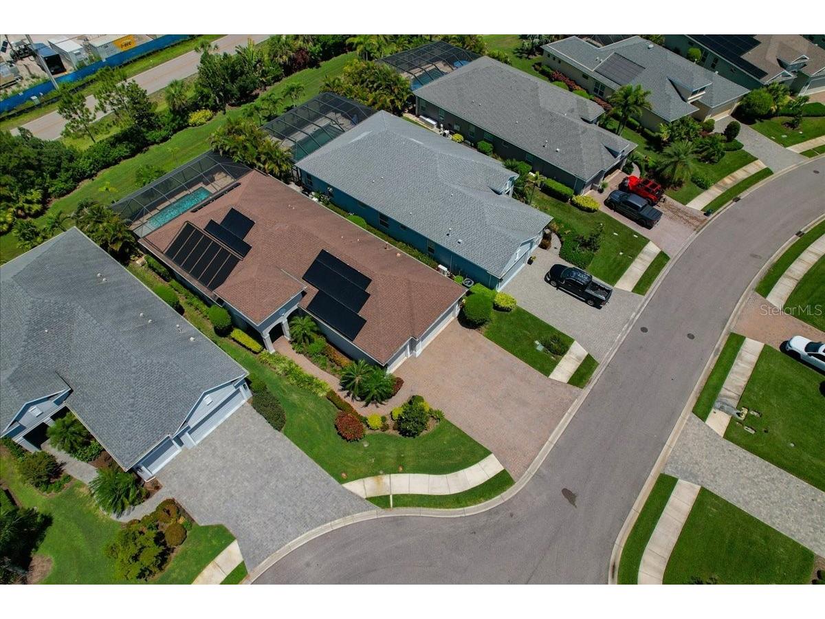 3613 Woodcliff Lake Terrace Sarasota FL 34243 A4696019 image68