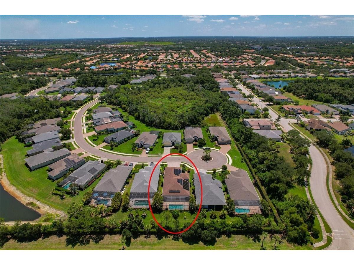 3613 Woodcliff Lake Terrace Sarasota FL 34243 A4696019 image80