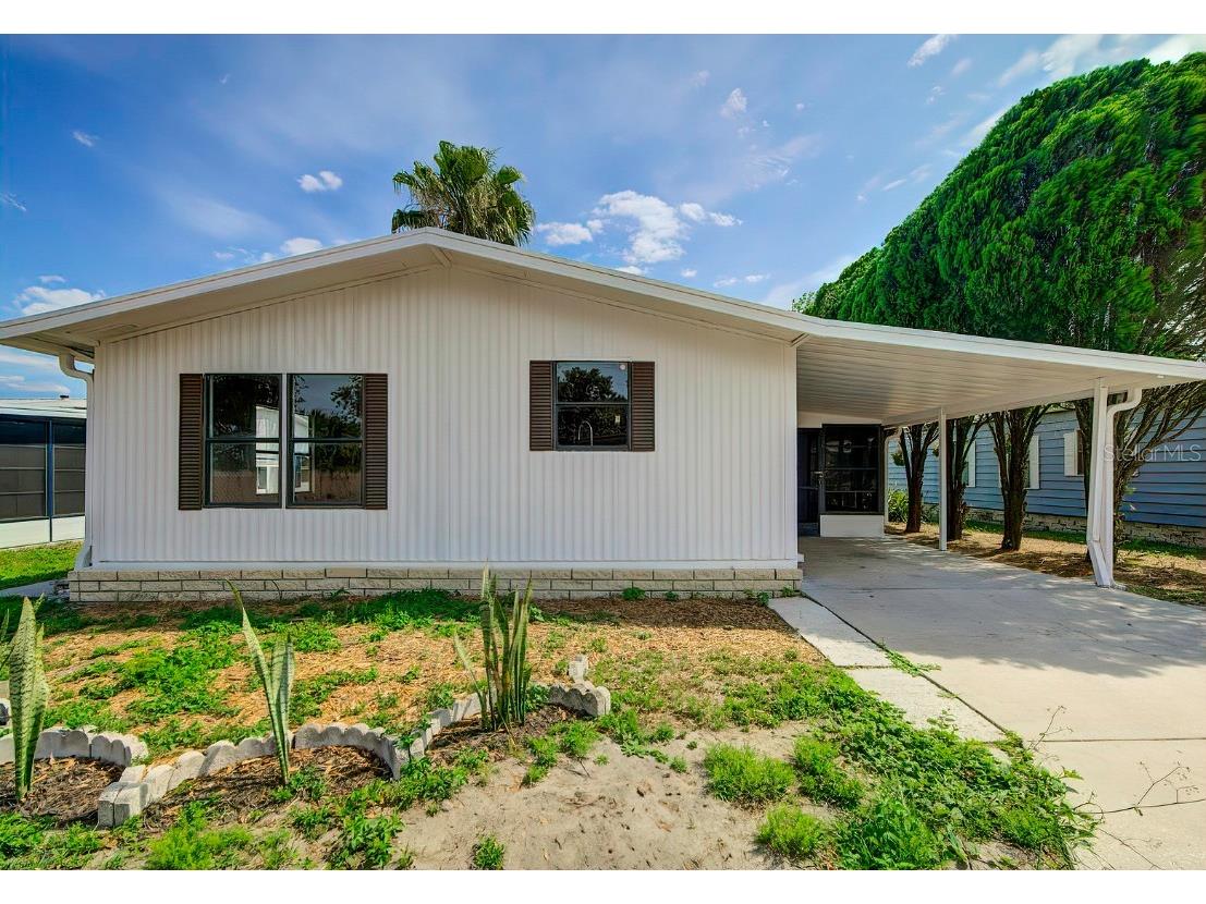 36134 Coleus Avenue Zephyrhills FL 33541 W7854252 image1