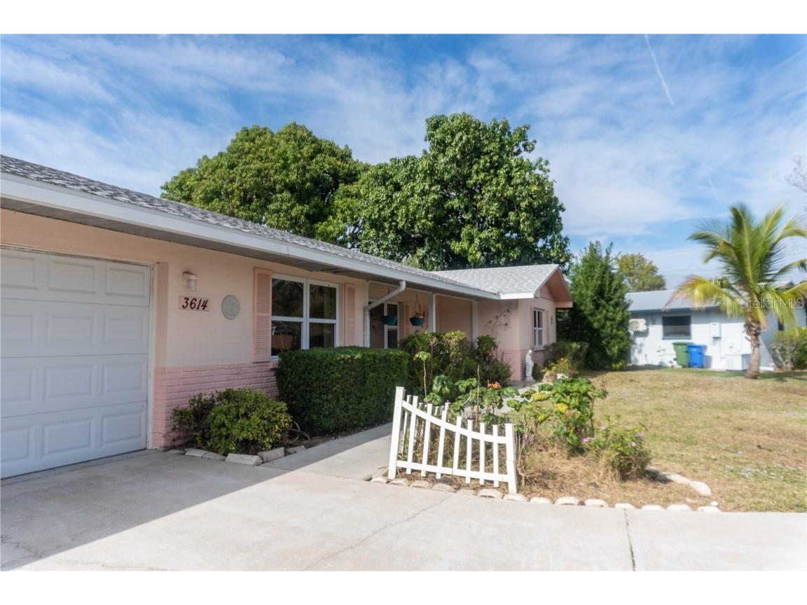 3614 22nd Avenue W Bradenton FL 34205 A4676055 image55