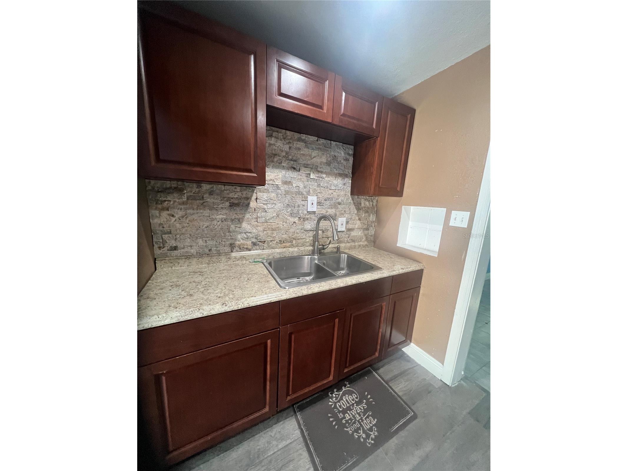 3614 6th Avenue S Saint Petersburg FL 33711 TB8472981 image3