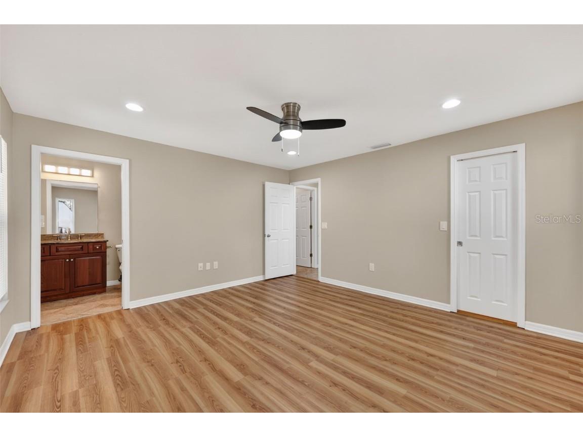 3615 Dunbar Drive Sarasota FL 34232 A4674663 image24