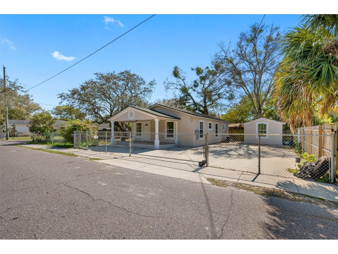 3615 E Emma Street Tampa FL 33610 T3429555 image1