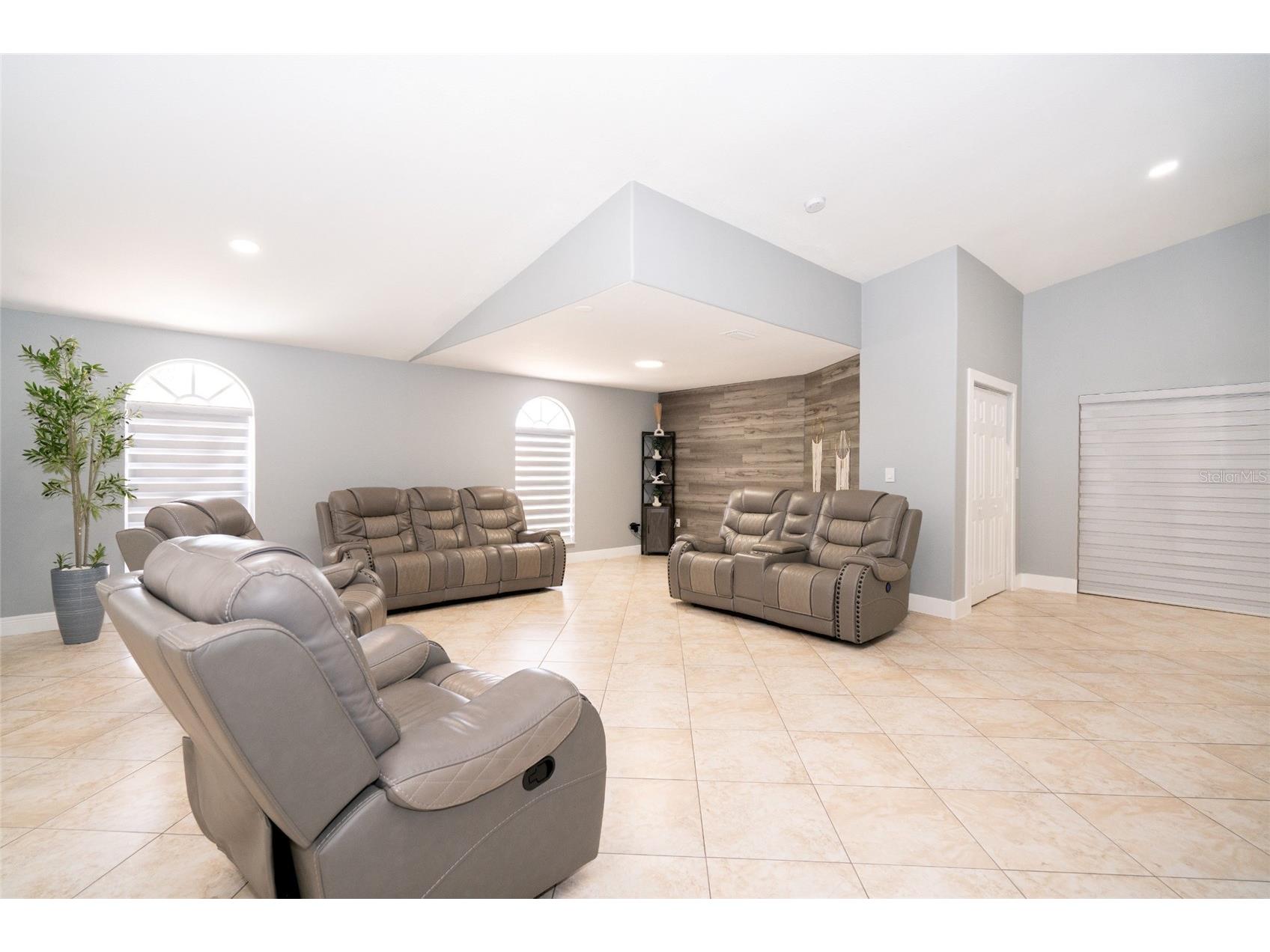 3615 Marco Drive Tampa FL 33614 TB8506597 image13