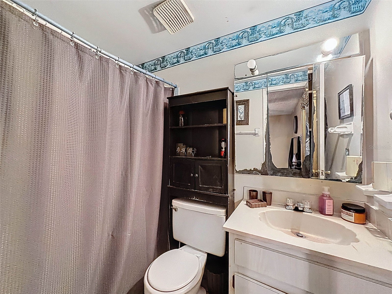 3615 Sugarcreek Drive Tampa FL 33619 TB8436446 image8