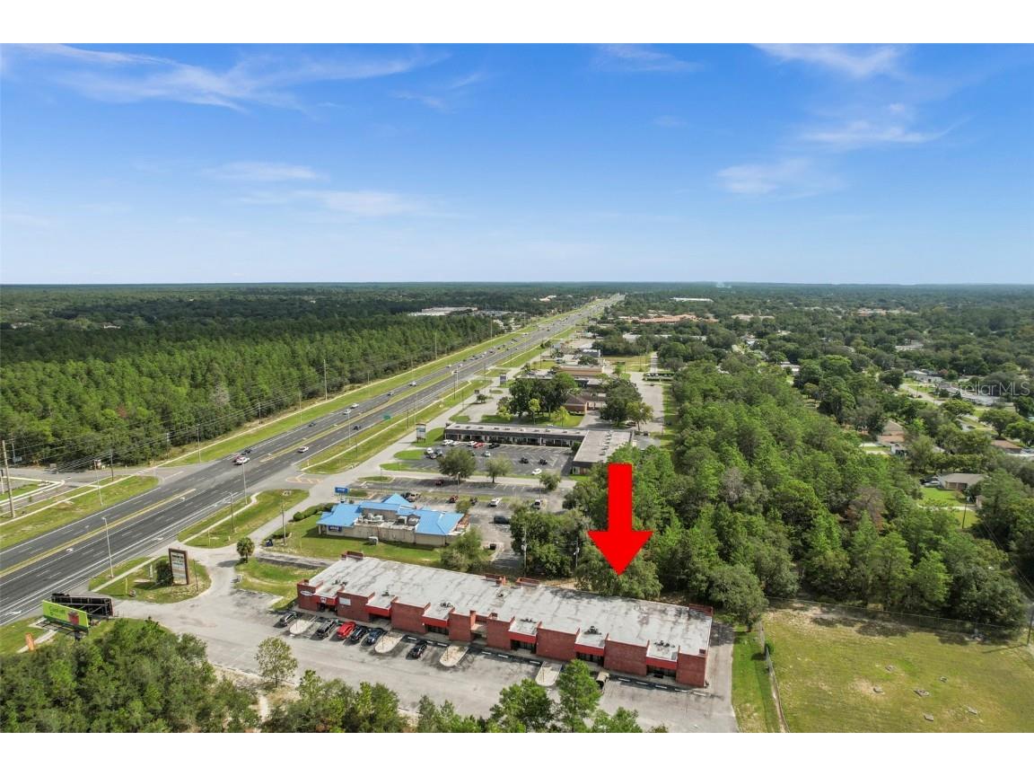 3616 Commercial Way Spring Hill FL 34606 W7839340 image1