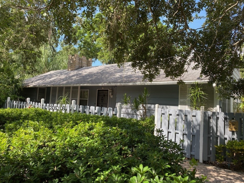 3616 Flores Avenue Sarasota FL 34239 A4612644 image1