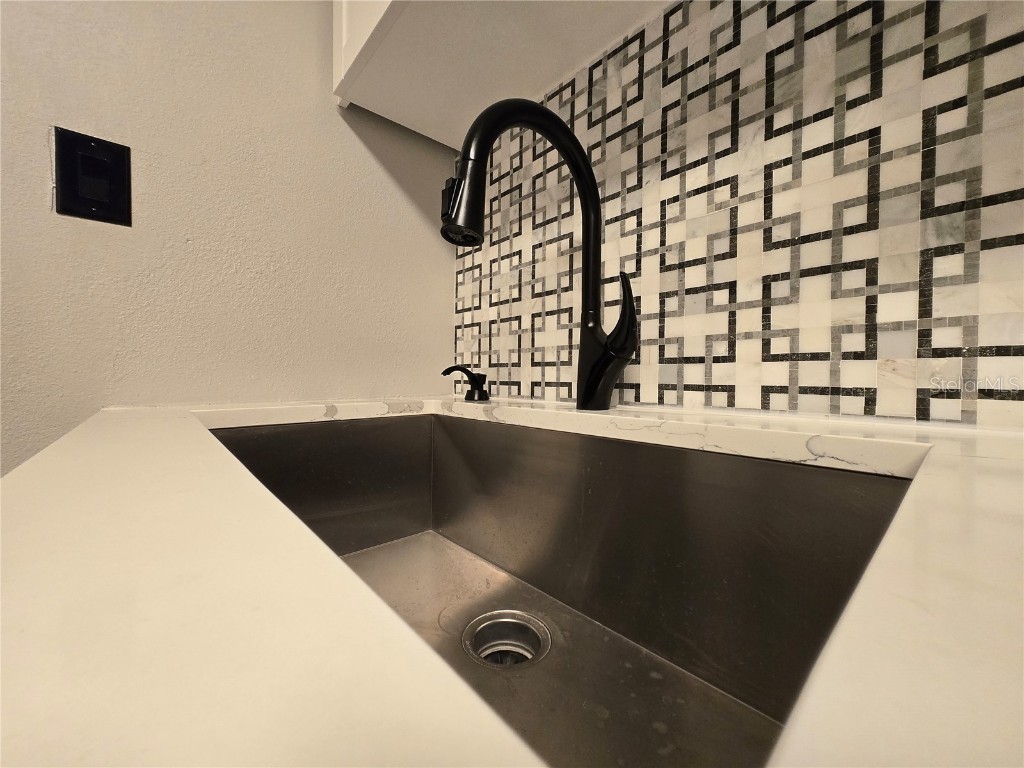 3616 Lindell Avenue Tampa FL 33610 TB8421046 image18