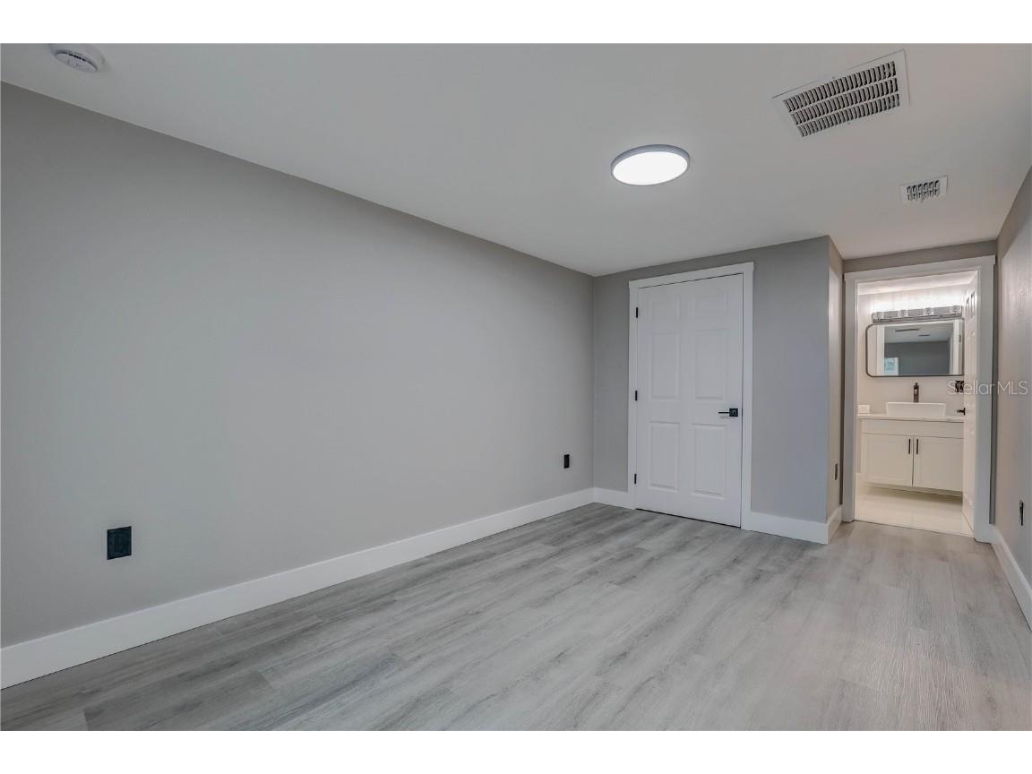 3616 Lindell Avenue Tampa FL 33610 TB8421046 image22