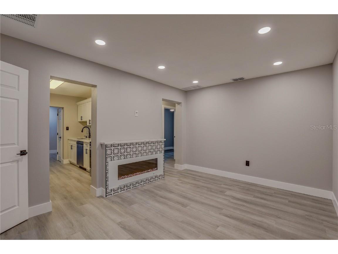 3616 Lindell Avenue Tampa FL 33610 TB8421046 image31