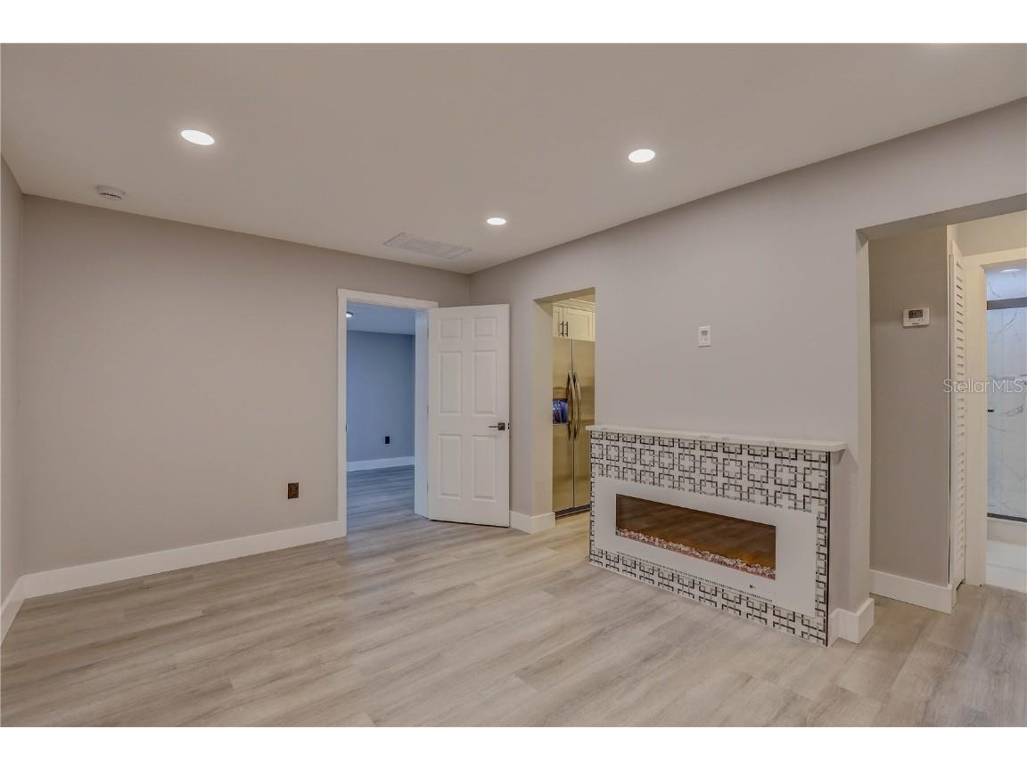 3616 Lindell Avenue Tampa FL 33610 TB8421046 image35