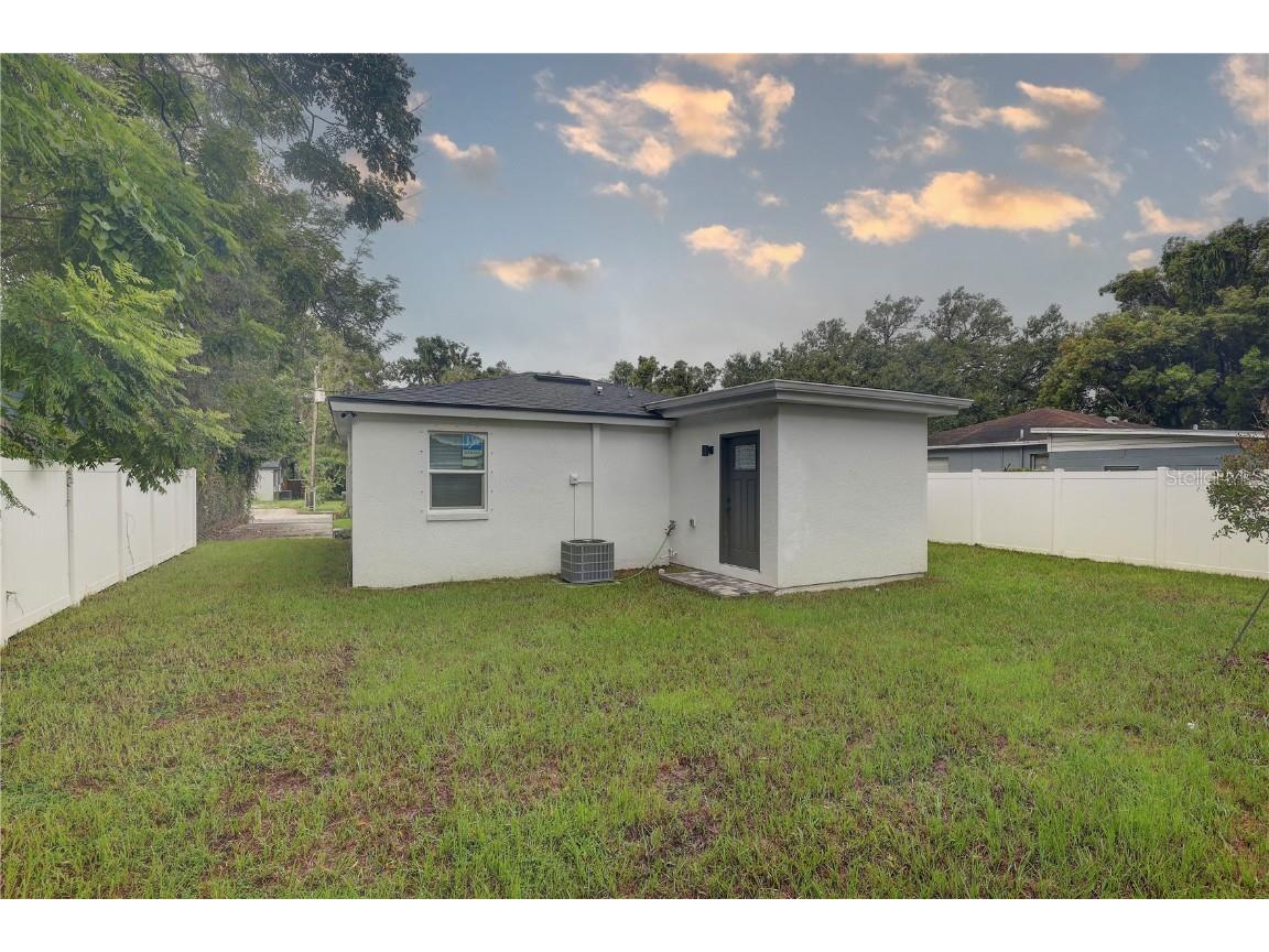3616 Lindell Avenue Tampa FL 33610 TB8421046 image60