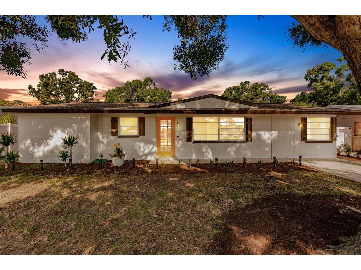 3616 Stokes Drive Sarasota FL 34232 A4570502 image1