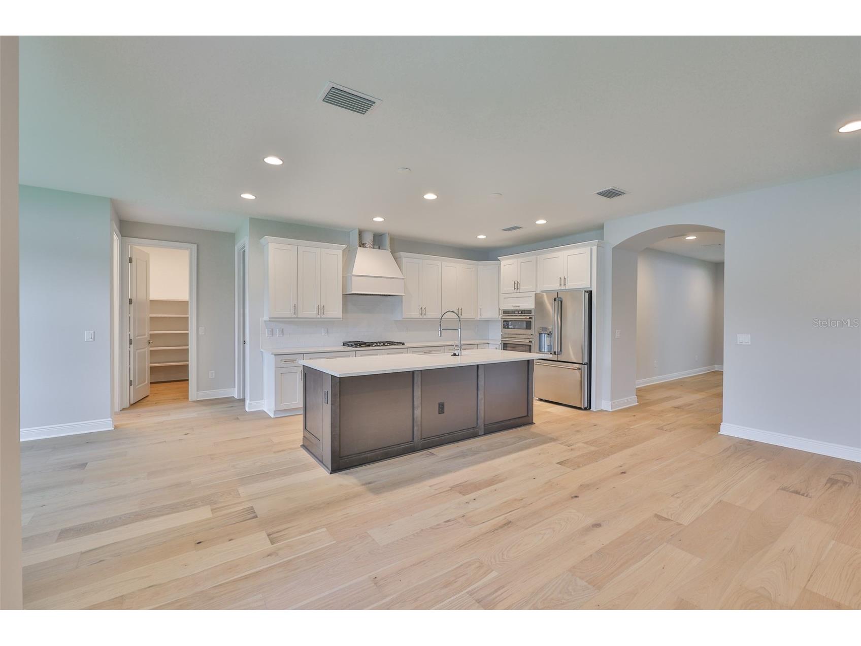 3616 W Platt Street Tampa FL 33609 TB8381543 image13