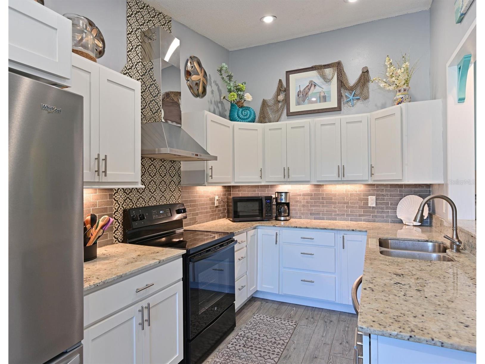 3617 34th Avenue Drive W Bradenton FL 34205 A4698025 image14