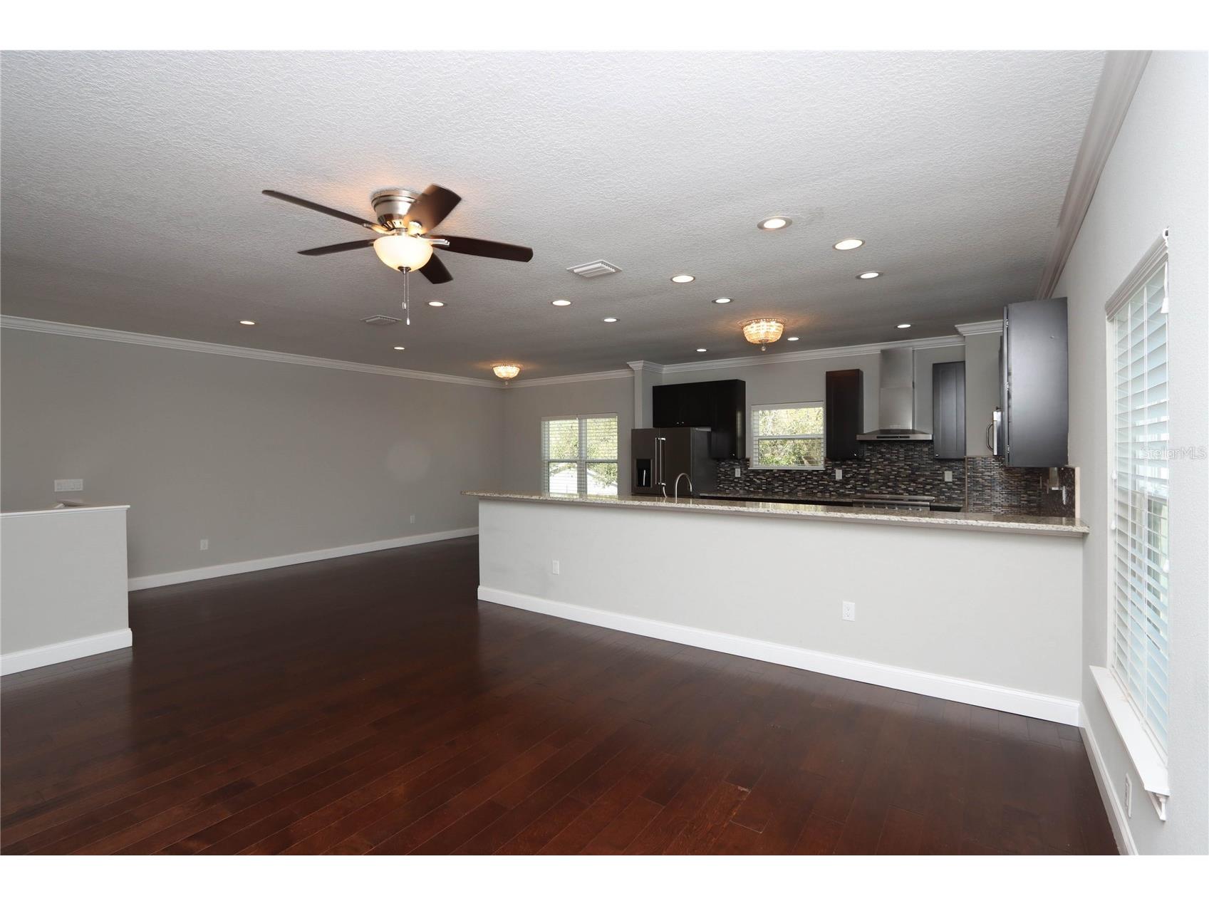 3617 Bay Heights Way Tampa FL 33611 TB8525198 image4
