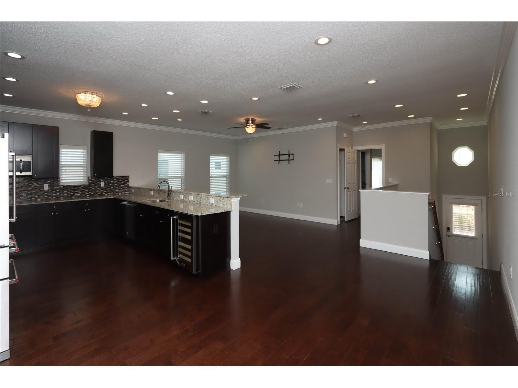 3617 Bay Heights Way Tampa FL 33611 TB8525198 image6