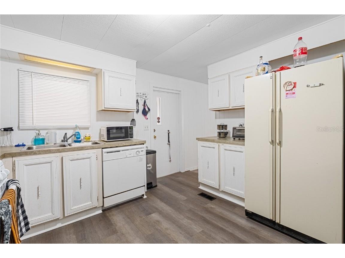 3617 Cr 406 Lake Panasoffkee FL 33538 W7881279 image10