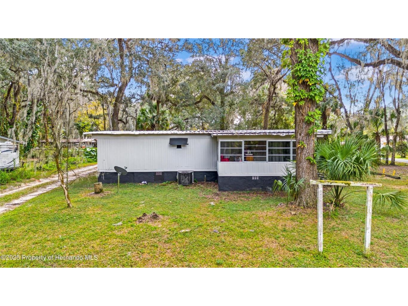 3617 Cr 406 Lake Panasoffkee FL 33538 W7881279 image5