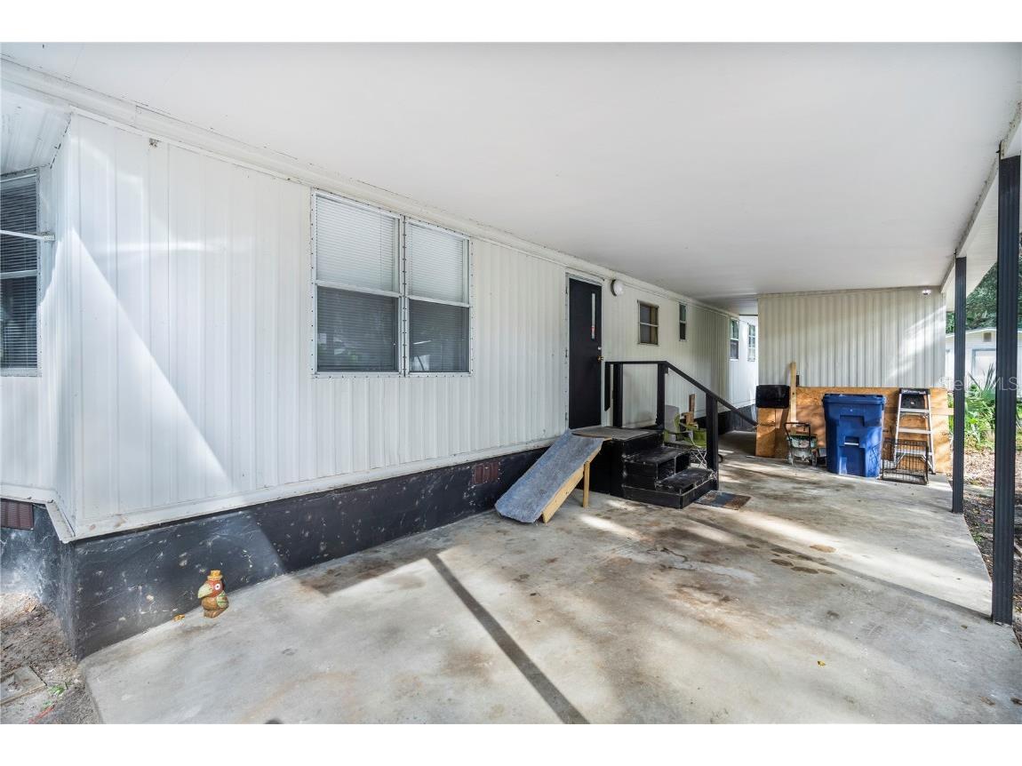 3617 Cr 406 Lake Panasoffkee FL 33538 W7881279 image6