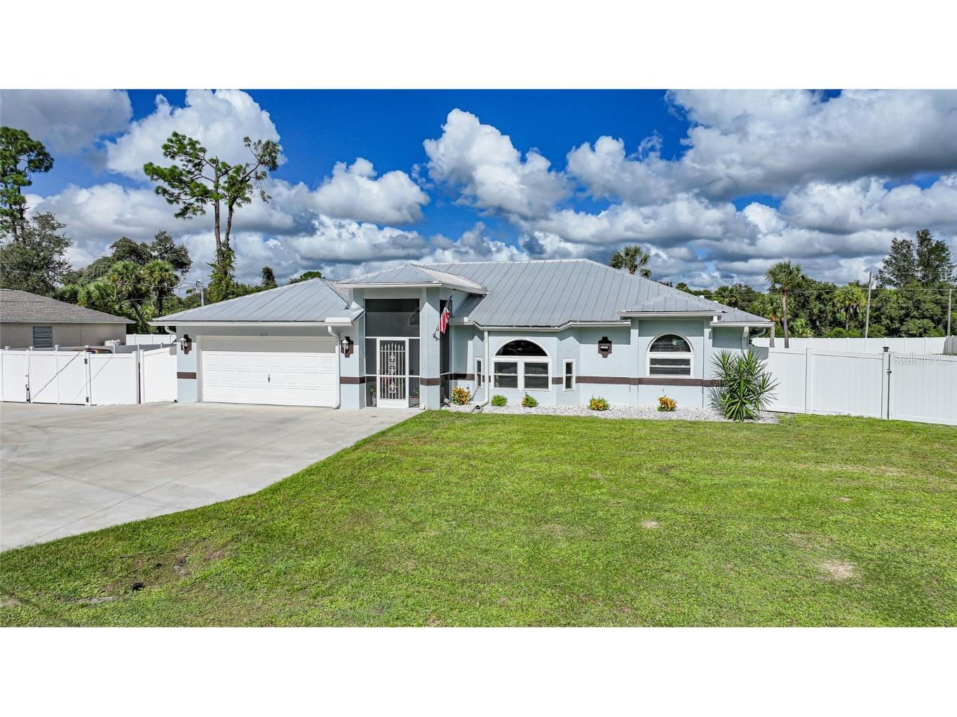 3617 Inverness Street North Port FL 34288 C7516189 image1