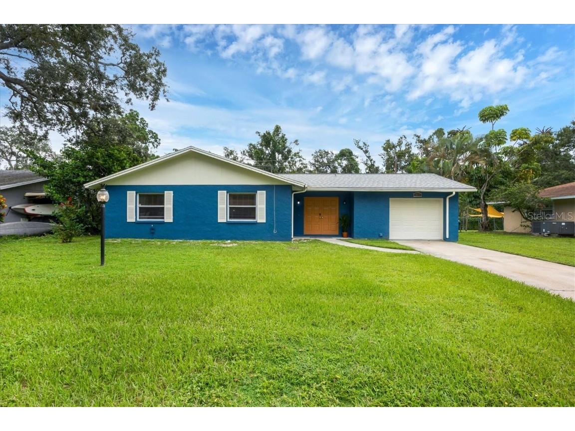 3617 Kingswood Drive Sarasota FL 34232 A4664081 image1
