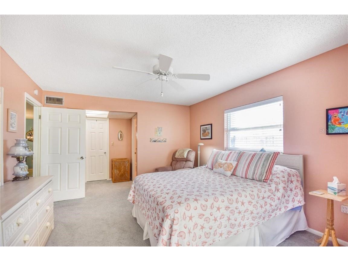 3617 Lake Bayshore Drive #J-401 Bradenton FL 34205 A4670880 image22