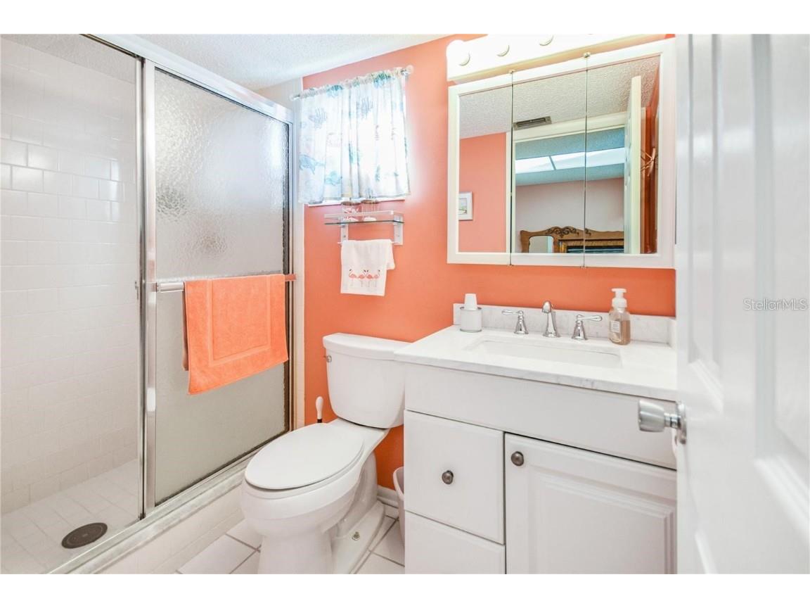 3617 Lake Bayshore Drive #J-401 Bradenton FL 34205 A4670880 image23