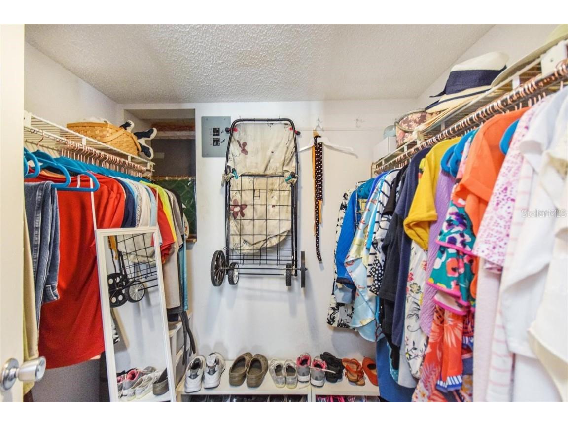 3617 Lake Bayshore Drive #J-401 Bradenton FL 34205 A4670880 image27