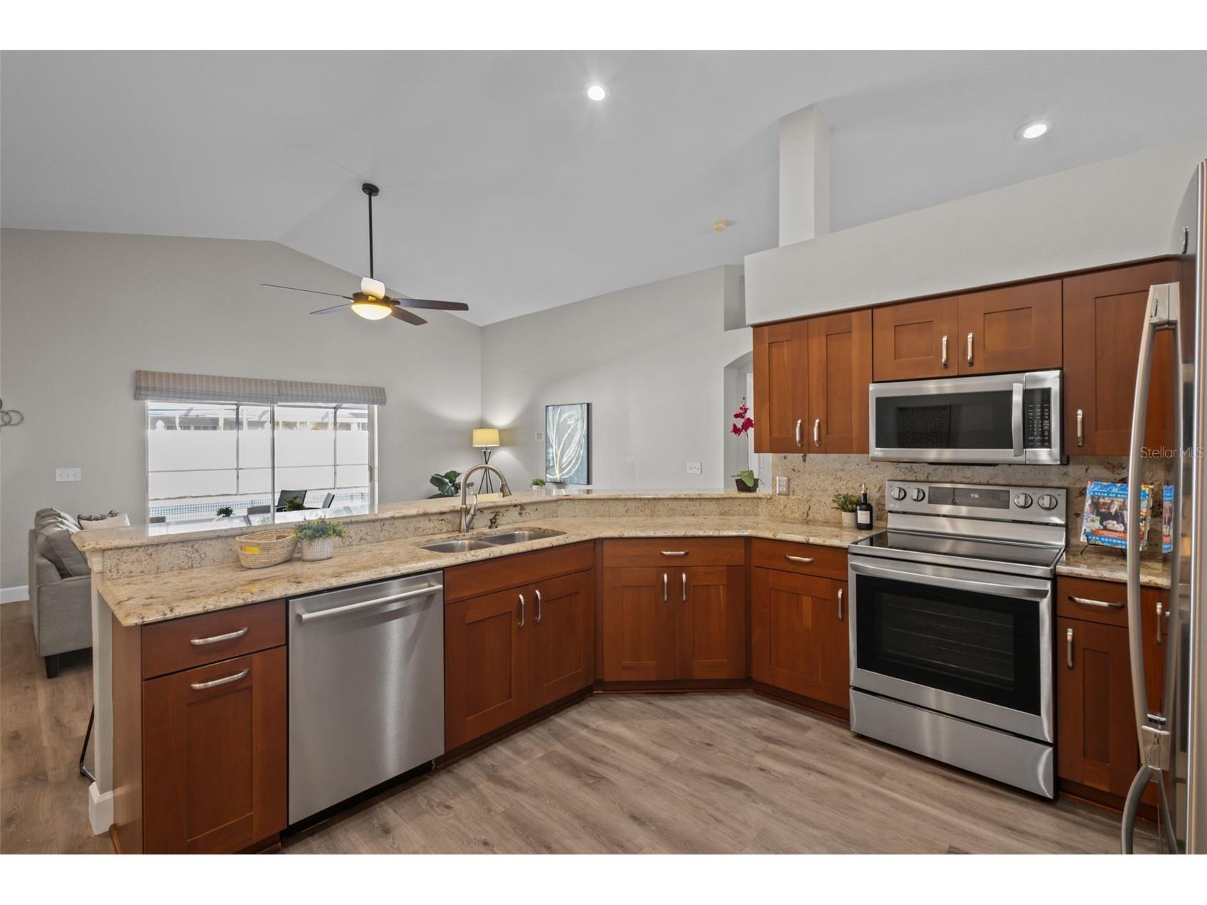 3617 Treeline Drive Valrico FL 33596 TB8495493 image12
