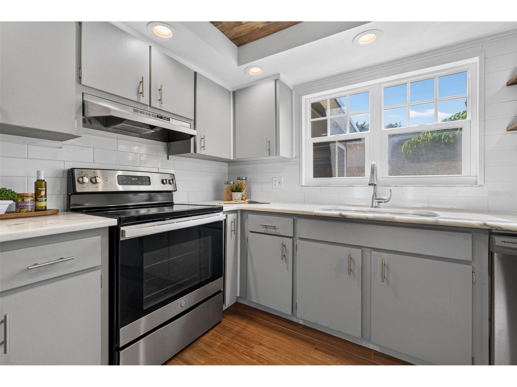 3619 14th Avenue N Saint Petersburg FL 33713 TB8523280 image12