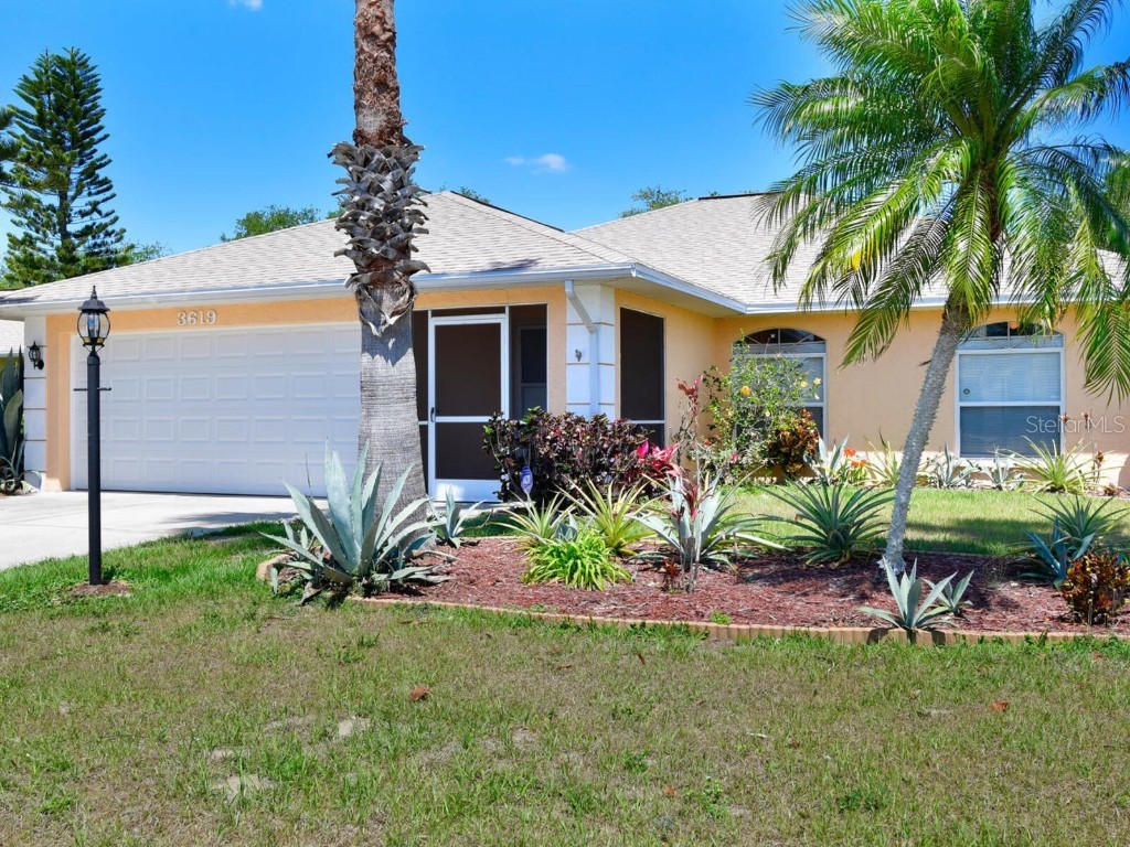 3619 77th Terrace E Sarasota FL 34243 A4553547 image1