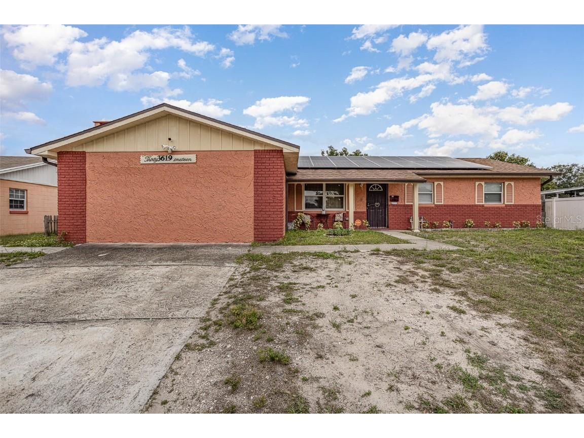 3619 Blarney Drive Orlando FL 32808 O6110560 image1