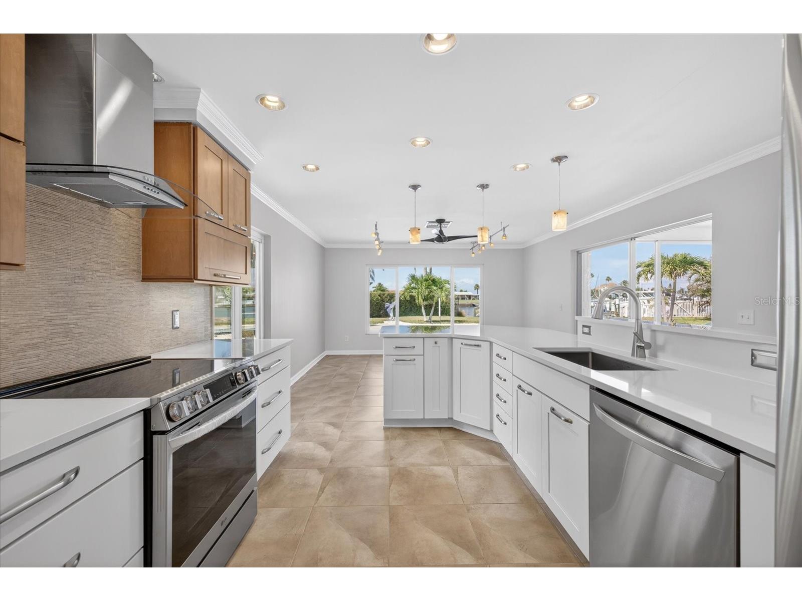 3619 Corsair Court New Port Richey FL 34652 - GULF W7885740 image16