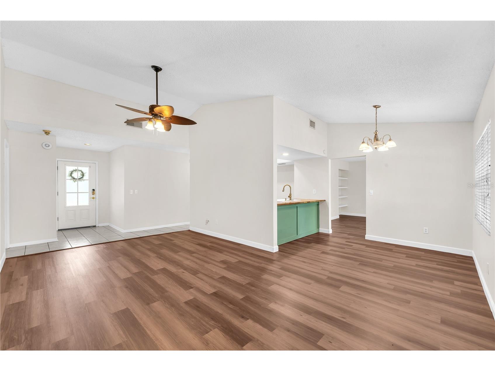 3619 Orangepointe Road Valrico FL 33596 TB8507403 image5