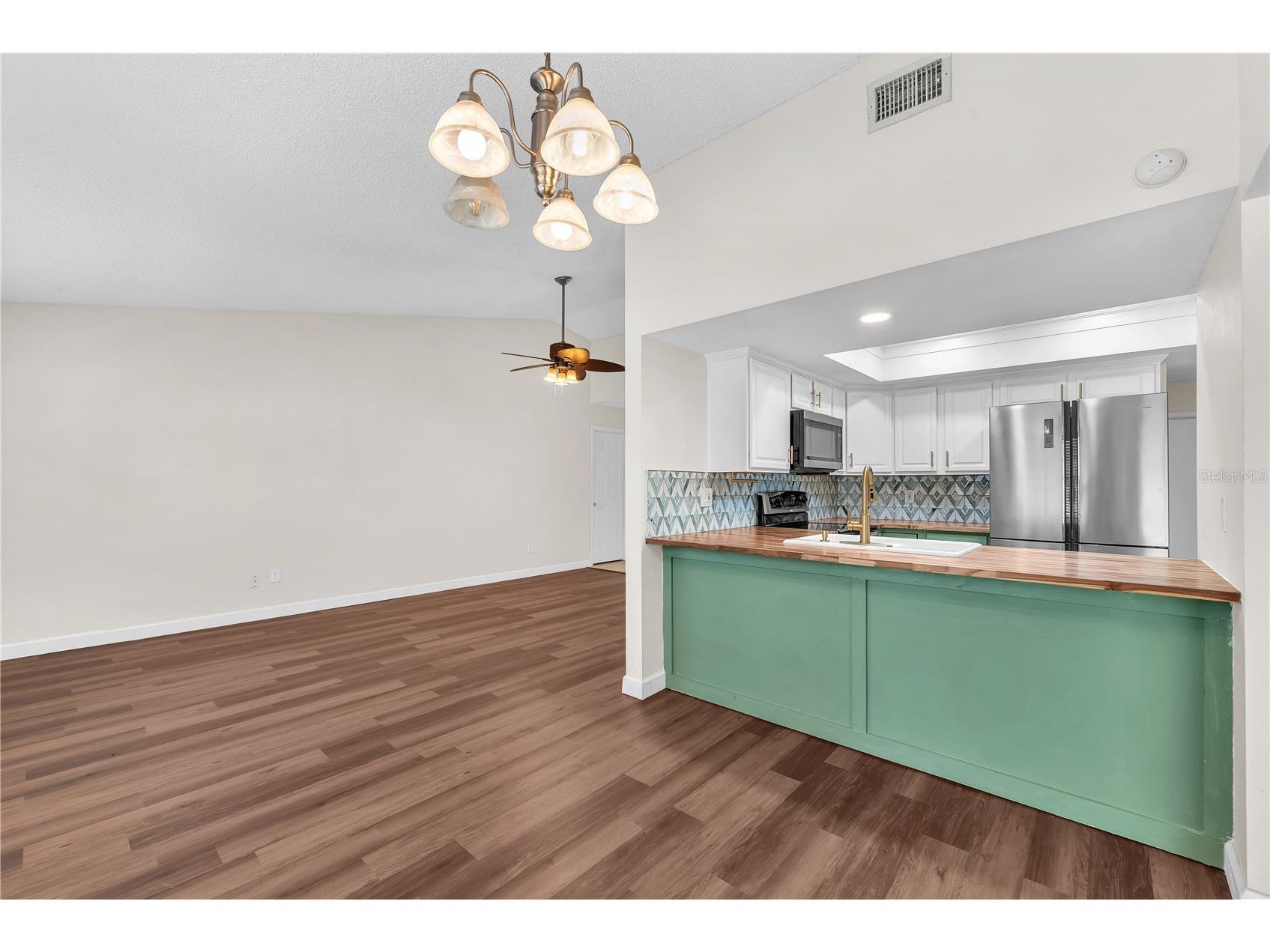 3619 Orangepointe Road Valrico FL 33596 TB8507403 image7