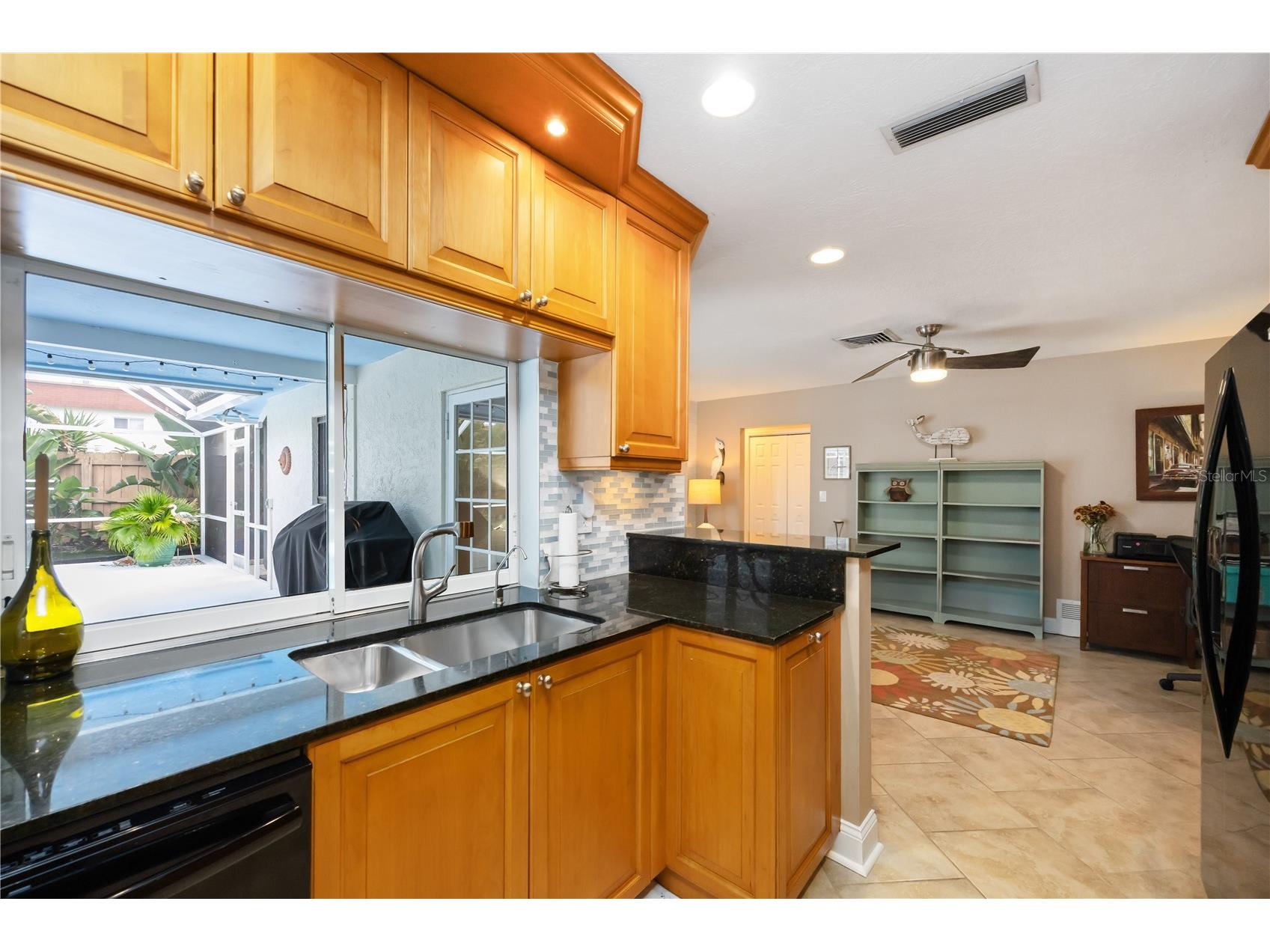 3619 Pembrook Drive Sarasota FL 34239 A4681591 image16