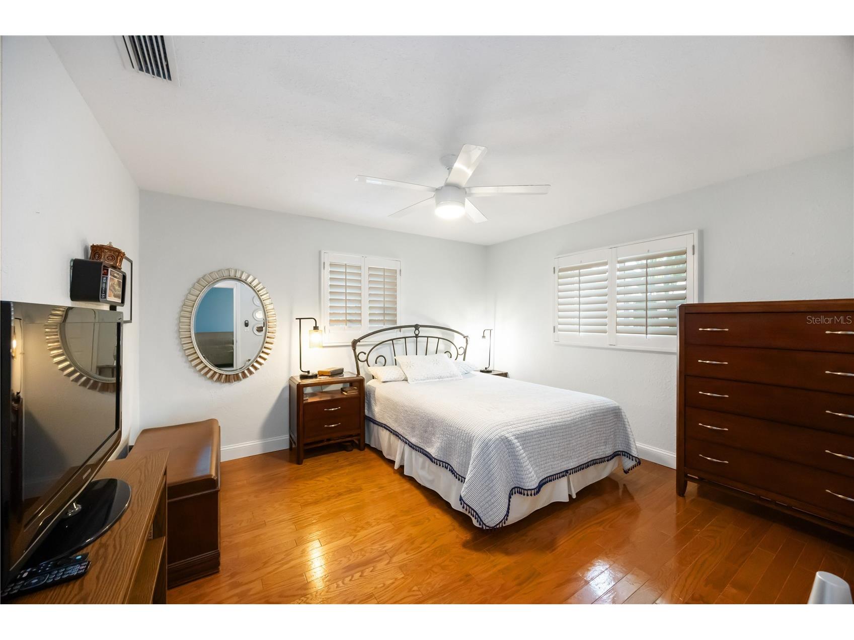 3619 Pembrook Drive Sarasota FL 34239 A4681591 image22
