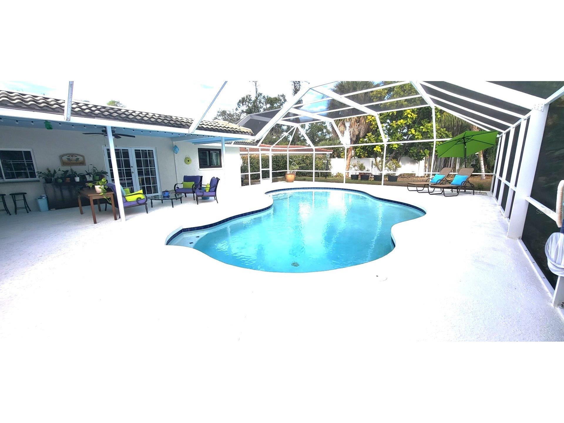 3619 Pembrook Drive Sarasota FL 34239 A4681591 image33