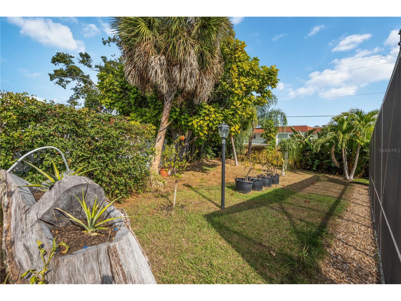 3619 Pembrook Drive Sarasota FL 34239 A4681591 image35