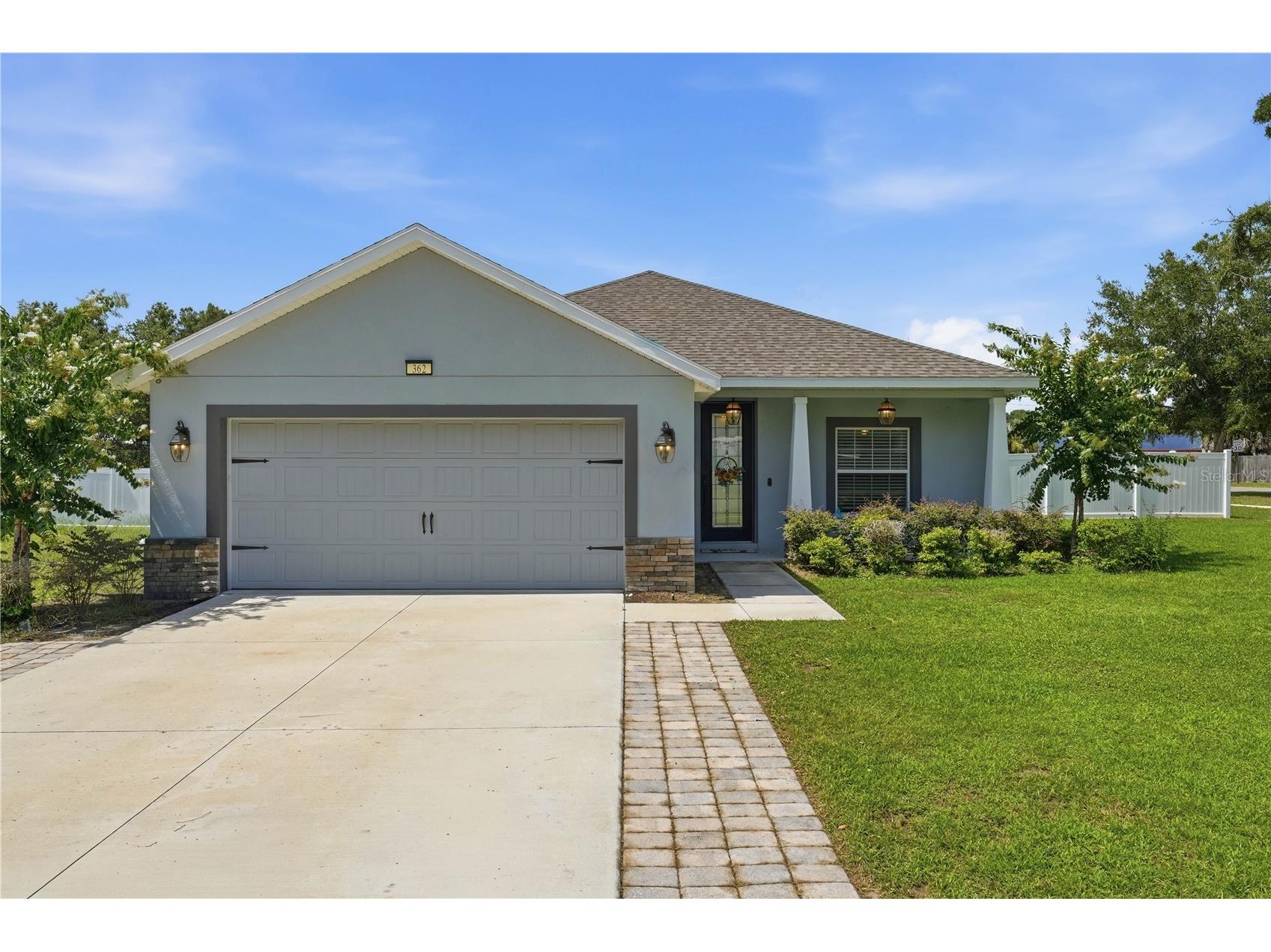362 Lake Street Umatilla FL 32784 G5115104 image2