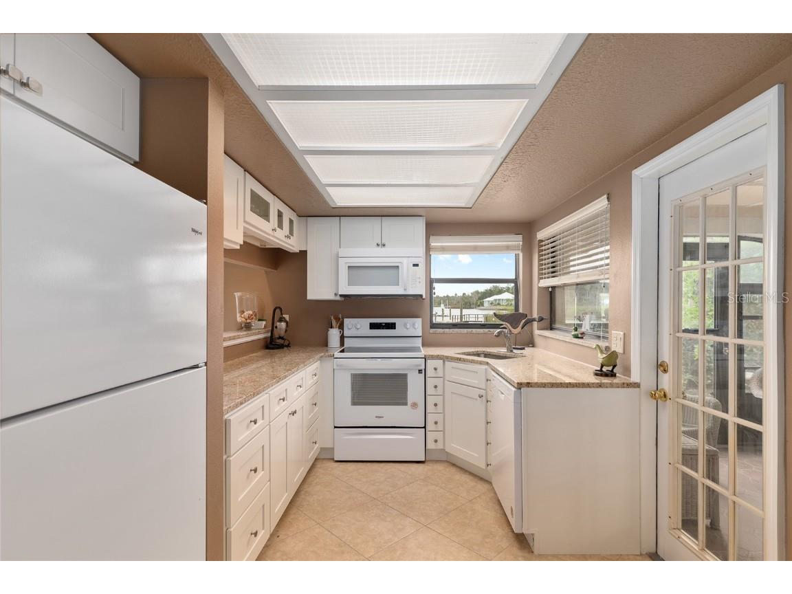 362 NW 14th Place #21 Crystal River FL 34428 OM709188 image18