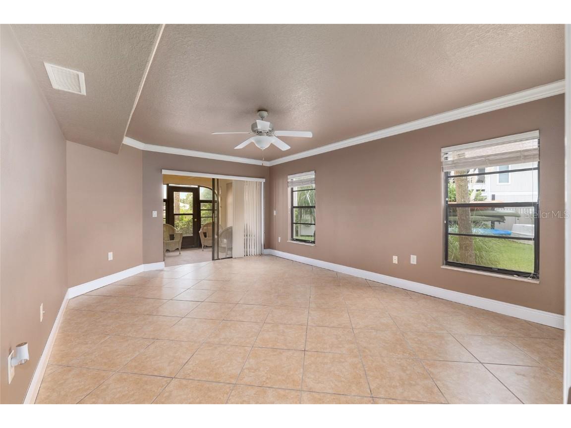 362 NW 14th Place #21 Crystal River FL 34428 OM709188 image21