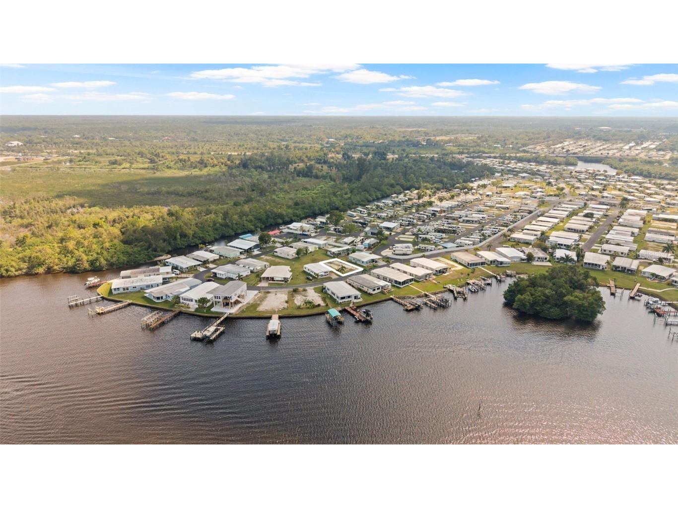 362 Shoreland Drive Fort Myers FL 33905 - CALOOSAHATCHEE RIVER TB8364849 image9