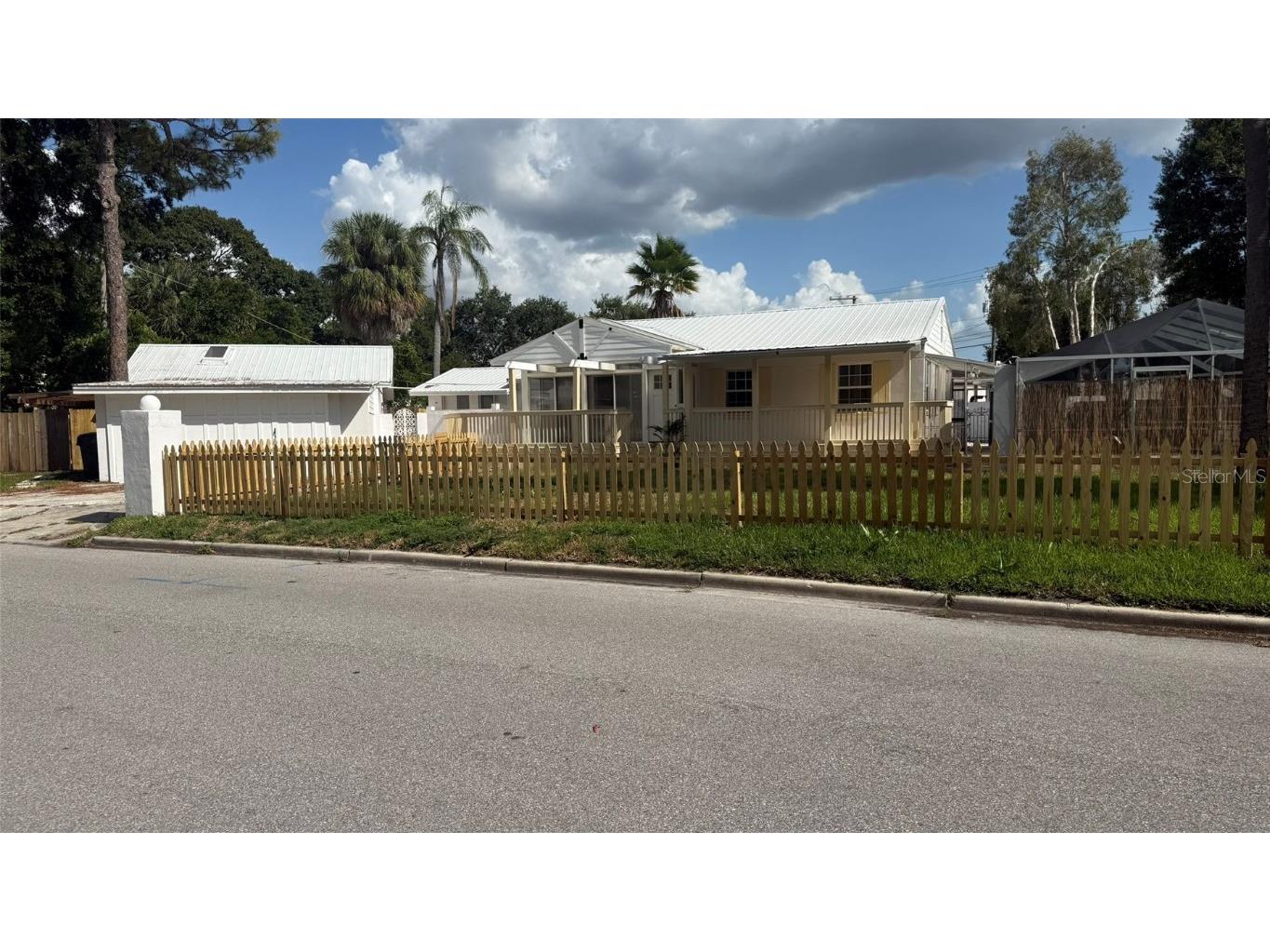 3620 E Tampa Circle Tampa FL 33629 A4672549 image1