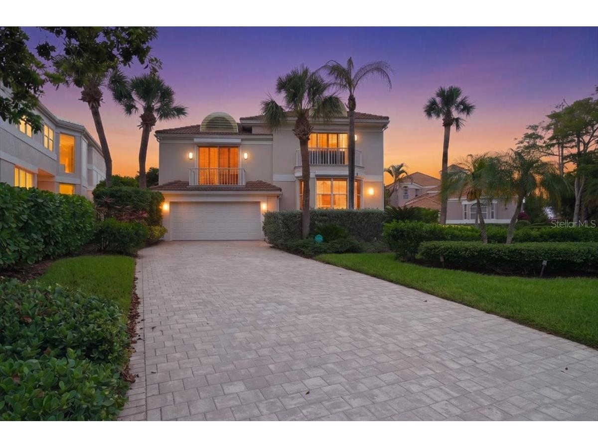 3620 Fair Oaks Place Longboat Key FL 34228 - BUTTONWOOD HARBOR SARASOTA BAY A4693553 image2