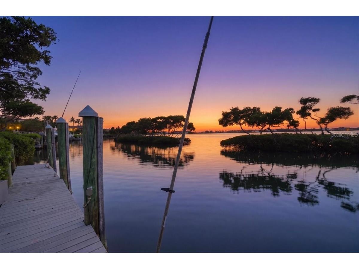 3620 Fair Oaks Place Longboat Key FL 34228 - BUTTONWOOD HARBOR SARASOTA BAY A4693553 image38