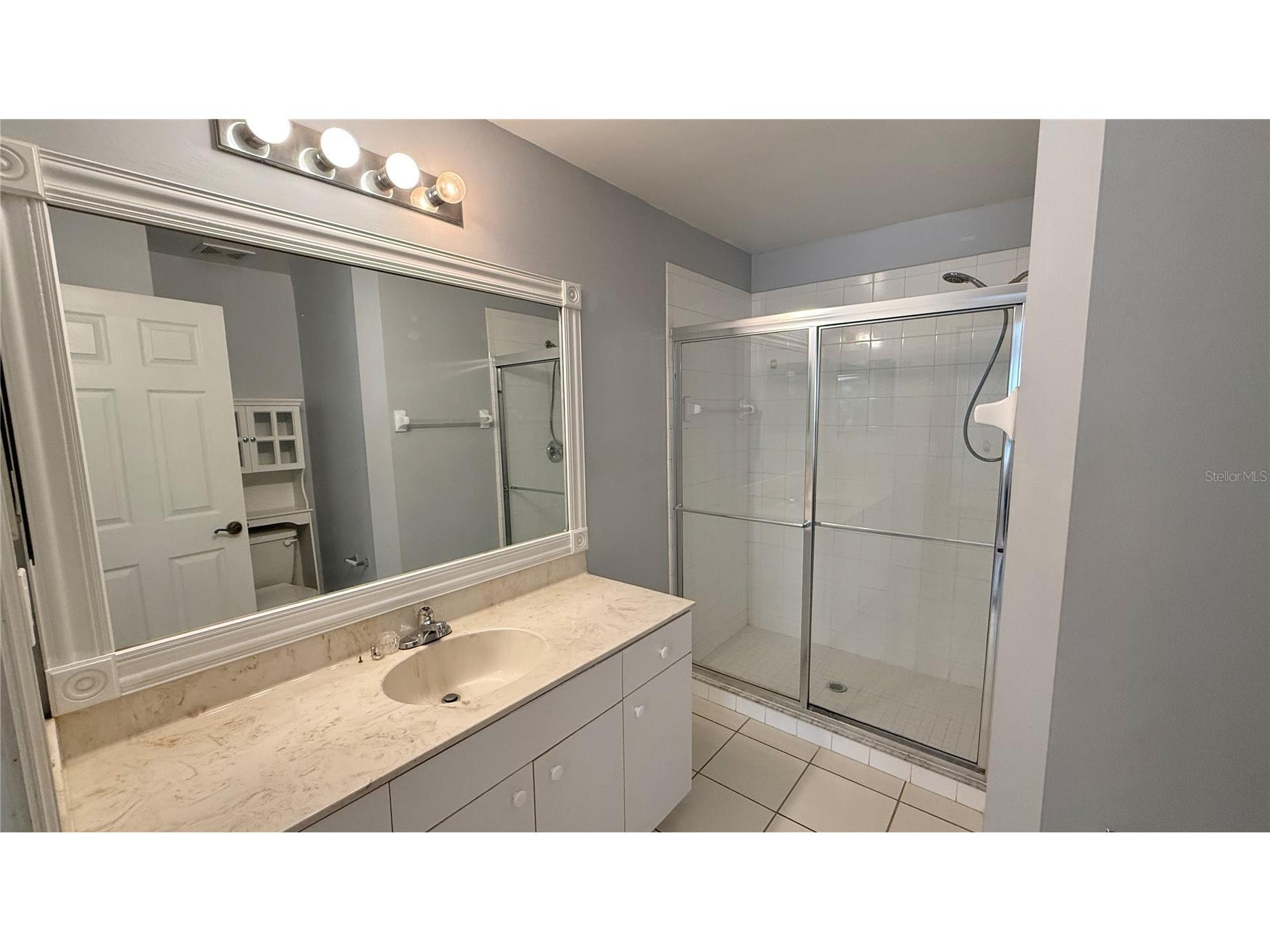 3620 Pine Oak Circle #105 Fort Myers FL 33916 C7520137 image12