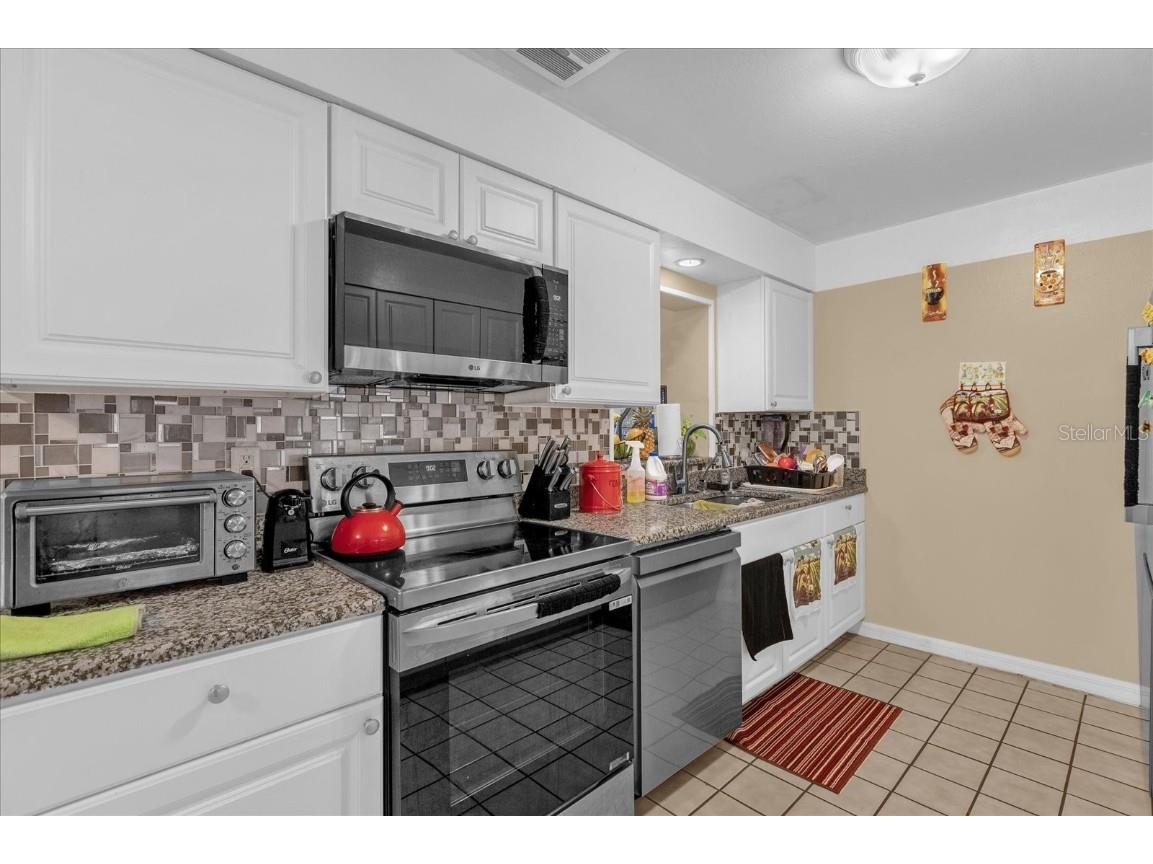 3620 Westgate Road Orlando FL 32808 O6365060 image4