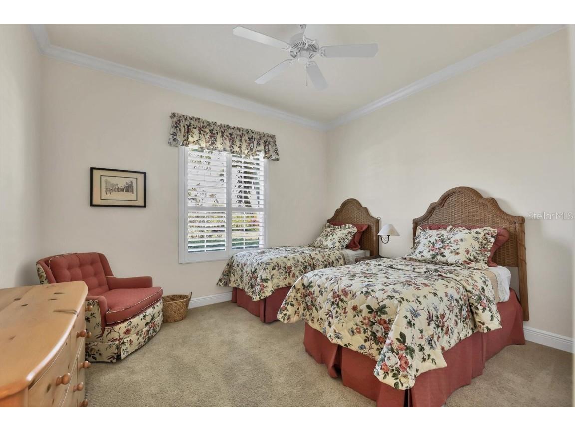 3620 Woodcliff Lake Terrace Sarasota FL 34243 A4674613 image26